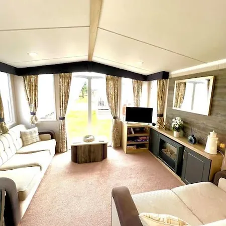 Holiday home The Lobster Pot *